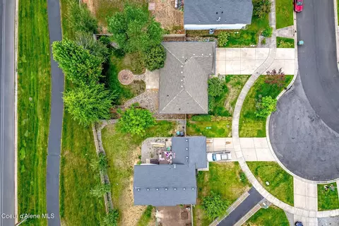 2570 N Sparrow Lp Lp, Post Falls, ID 83854 photo 3