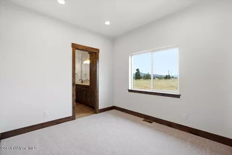 1971 E Yellow Pine Ave, Athol, ID 83801 photo 32