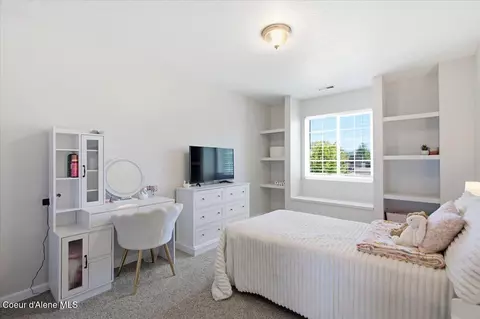 Bedroom - 1879 E Warbler Ln, Post Falls, ID 83854 photo 3 of 9