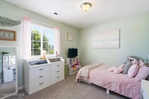 Bedroom - 1879 E Warbler Ln, Post Falls, ID 83854 photo 6 of 9