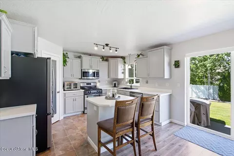 Kitchen - 1879 E Warbler Ln, Post Falls, ID 83854 photo 1 of 5