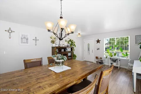 Dining - 1879 E Warbler Ln, Post Falls, ID 83854 photo 3 of 3