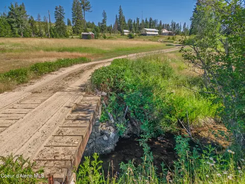 416 Crystal Creek Rd, Fernwood, ID 83830
