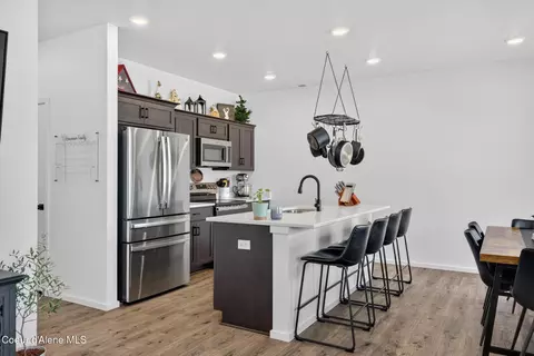 Kitchen - 5138 E Norma Ave, Post Falls, ID 83854 photo 4 of 4