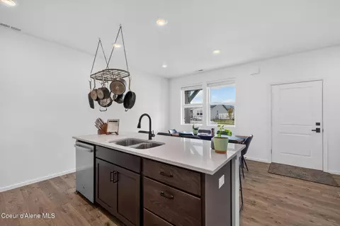 Kitchen - 5138 E Norma Ave, Post Falls, ID 83854 photo 2 of 4
