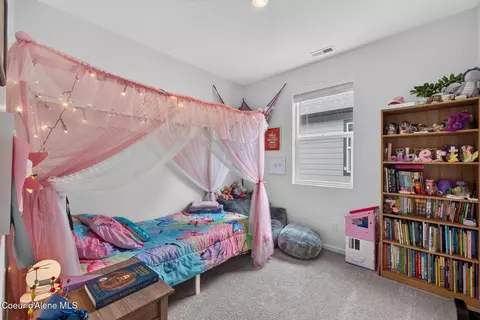 Bedroom - 5138 E Norma Ave, Post Falls, ID 83854 photo 4 of 6