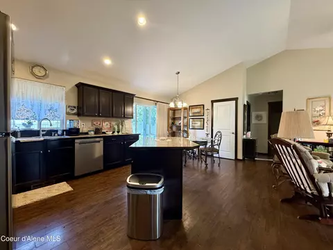 Kitchen - 600 N Elm Rd, Post Falls, ID 83854 photo 1 of 2