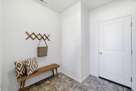 Entry Way - 4026 N Arrowleaf Loop, Post Falls, ID 83854 photo 3 of 7