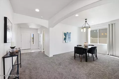 Entry Way - 4026 N Arrowleaf Loop, Post Falls, ID 83854 photo 2 of 7