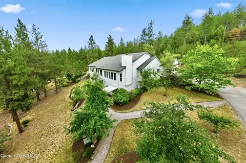 Exterior - 18772 W Riverview Dr, Post Falls, ID 83854 photo 2 of 5