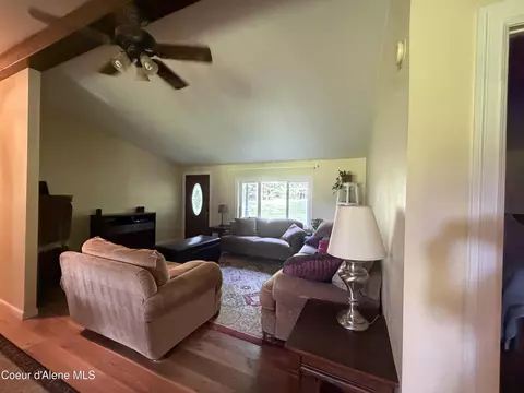 Living - 113 Bear Hill Rd, Clark Fork, ID 83811 photo 2 of 3