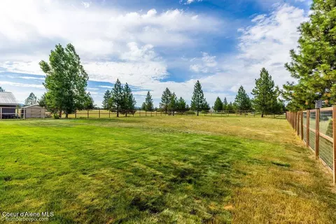 Exterior - 31574 N Sienna Loop, Athol, ID 83801 photo 10 of 17