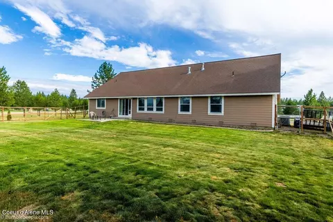 Exterior - 31574 N Sienna Loop, Athol, ID 83801 photo 6 of 17