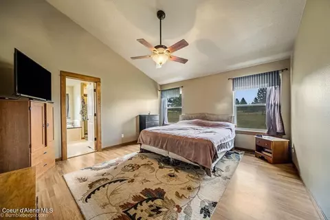 Bedroom - 31574 N Sienna Loop, Athol, ID 83801 photo 5 of 6