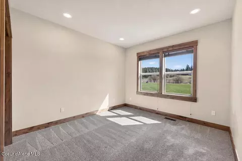 Bedroom - 3358 E Leebowe Ct, Hayden, ID 83835 photo 6 of 9