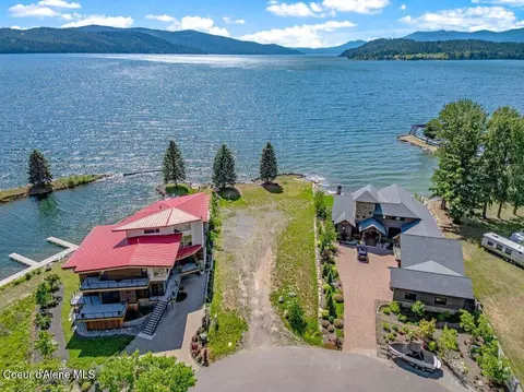 171 Country Rd, Hope, ID 83836