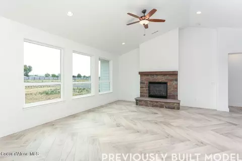 Living - 27174 N Dawson Loop, Athol, ID 83801 photo 1 of 1