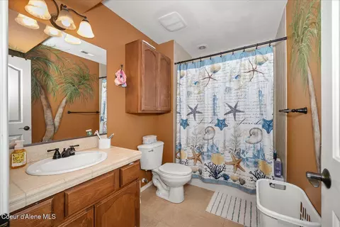Bath - 611 N Coles Loop, Post Falls, ID 83854 photo 6 of 6