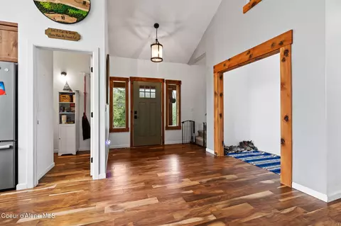 Entry Way - 185 Serenity Loop, Kingston, ID 83839 photo 2 of 5