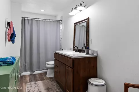 Bath - 185 Serenity Loop, Kingston, ID 83839 photo 5 of 5