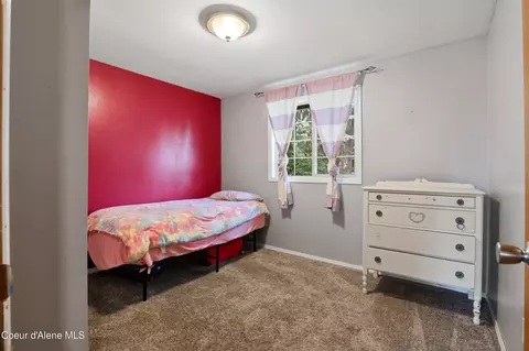 Bedroom - 243 E Jensen Dr, Hayden, ID 83835 photo 1 of 4