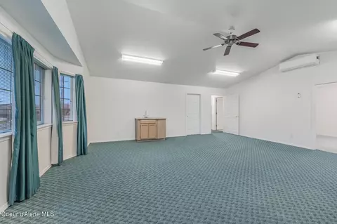 Living - 3683 E Mullan Ave, Post Falls, ID 83854 photo 6 of 8