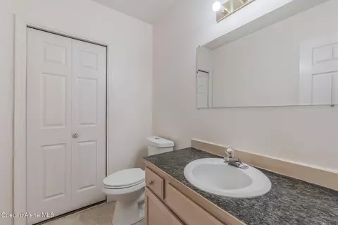 Bath - 3683 E Mullan Ave, Post Falls, ID 83854 photo 1 of 7