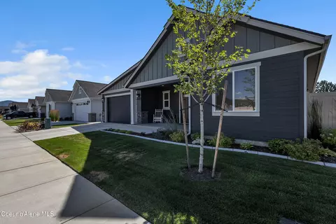 Exterior - 3510 N Cyprus Fox Loop, Post Falls, ID 83854 photo 12 of 13
