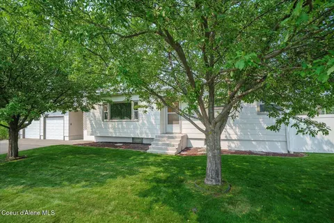 Exterior - 711 E Mullan Ave, Post Falls, ID 83854 photo 12 of 14