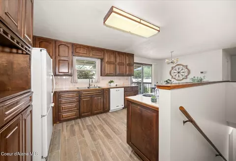 Kitchen - 711 E Mullan Ave, Post Falls, ID 83854 photo 1 of 7