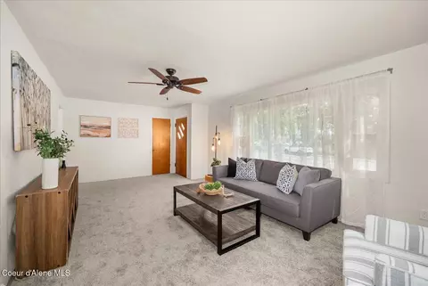 Living - 711 E Mullan Ave, Post Falls, ID 83854 photo 1 of 4