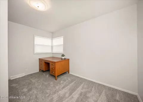Bedroom - 711 E Mullan Ave, Post Falls, ID 83854 photo 3 of 4
