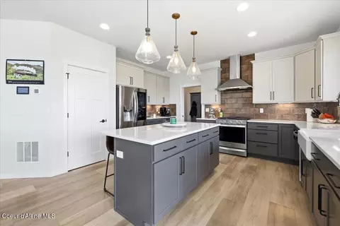 Kitchen - 1096 E Percival Ln, Post Falls, ID 83854 photo 1 of 3