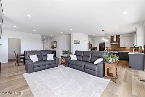 Living - 1096 E Percival Ln, Post Falls, ID 83854 photo 1 of 2