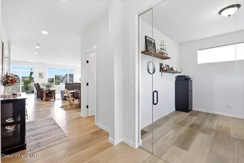 Entry Way - 1096 E Percival Ln, Post Falls, ID 83854 photo 1 of 2