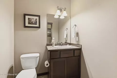 Bath - 3106 E Obadiah Ct, Athol, ID 83801 photo 5 of 5