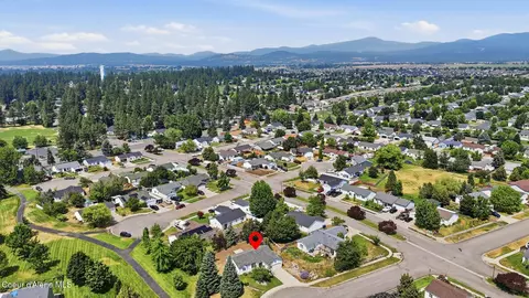 View/Area - 2007 N Mackenzie Dr, Post Falls, ID 83854 photo 3 of 5