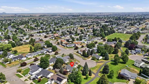 View/Area - 2007 N Mackenzie Dr, Post Falls, ID 83854 photo 2 of 5