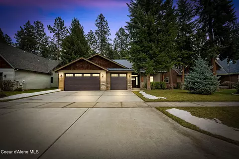 6966 N Glensford Dr, Coeur D'alene, ID 83815