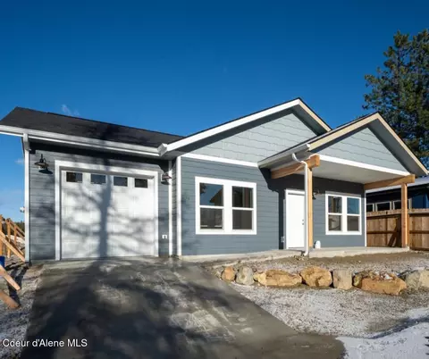 Exterior - 80 E Beardmore Ave, Priest River, ID 83856 photo 3 of 4