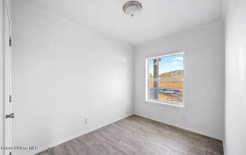 Bedroom - 80 E Beardmore Ave, Priest River, ID 83856 photo 1 of 4