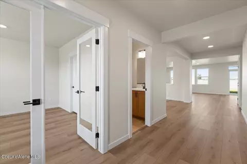 Entry Way - 6565 W Constantine Ln, Rathdrum, ID 83858 photo 2 of 3