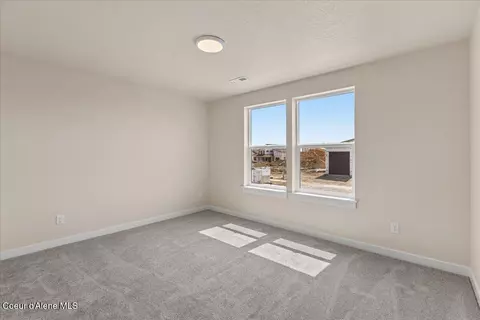 Bedroom - 6565 W Constantine Ln, Rathdrum, ID 83858 photo 3 of 8