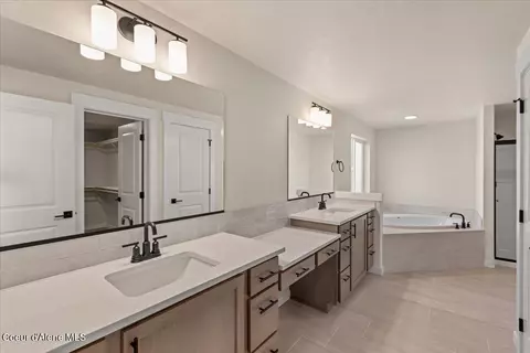 Bath - 6565 W Constantine Ln, Rathdrum, ID 83858 photo 2 of 5