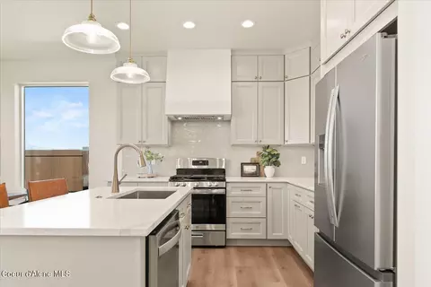 Kitchen - 3509 Blaze Lp, Post Falls, ID 83854 photo 1 of 9