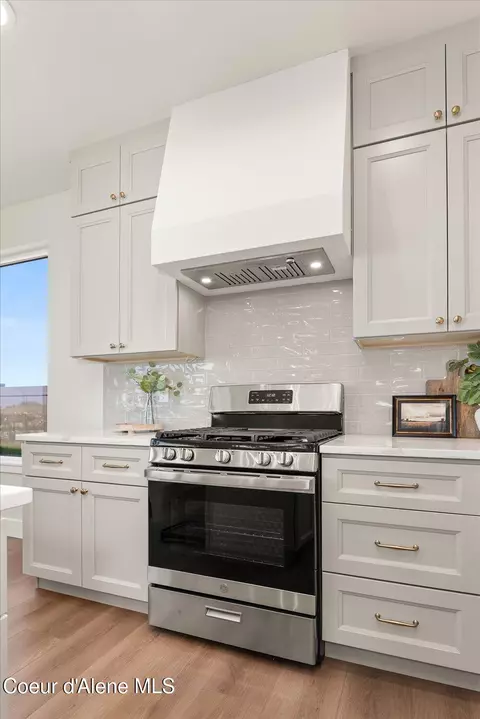 Kitchen - 3509 Blaze Lp, Post Falls, ID 83854 photo 5 of 9