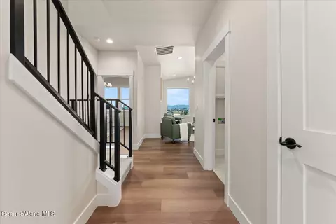 Entry Way - 3509 Blaze Lp, Post Falls, ID 83854 photo 6 of 12