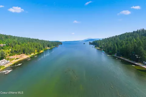 1078 W Peninsula Dr, Coeur D'alene, ID 83814