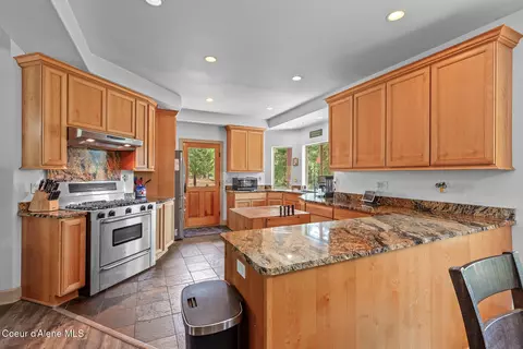 Kitchen - 10240 E Howard Rd, Athol, ID 83801 photo 2 of 9