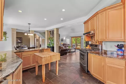 Kitchen - 10240 E Howard Rd, Athol, ID 83801 photo 6 of 9